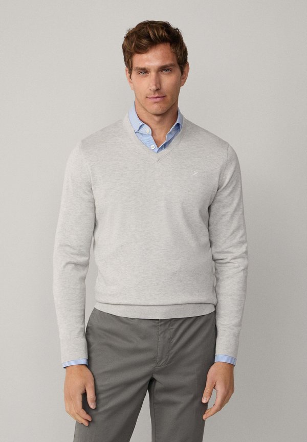 V NECK - Strickpullover