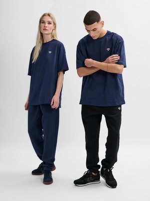 Hummel, BEE S/S - T-shirts basic - dress blues