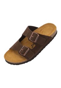Sandalo scivoloso in suede marrone con due fibbie metalliche regolabili, soletta in sughero sagomata e suola in gomma testurizzata.