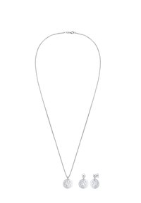 Sølvtonet smykkesæt bestående af en delikat kædenalskede med runde, teksturerede vedhæng og matchende runde studsøreringe.