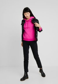 Urban Classics Majica s kapuljačom - brightviolet