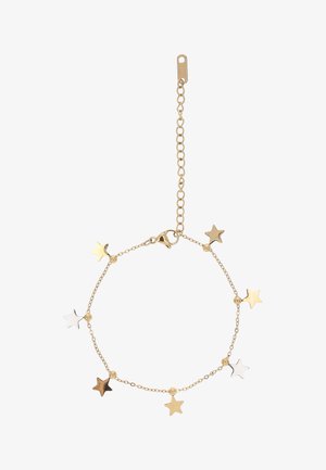 Delikatna złota bransoletka z łańcuszkiem, ozdobiona ośmioma zawieszkami w kształcie pięcioramiennych gwiazd w tonacjach złota, srebra i brązu, z zapięciem typu lobster i regulowanymi ogniwami.