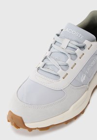 Lacoste ELITE ACTV EVO 225 - Sneakers laag - light grey/khaki