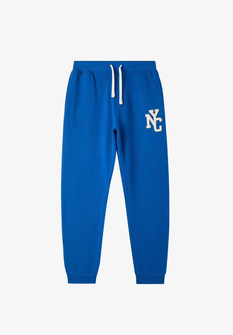 Niebieskie bawełniane dresy z troczkiem w pasie, prążkowanymi mankietami i białym logo "NYC" na lewej udzie. Gładka tekstura, swobodny design.