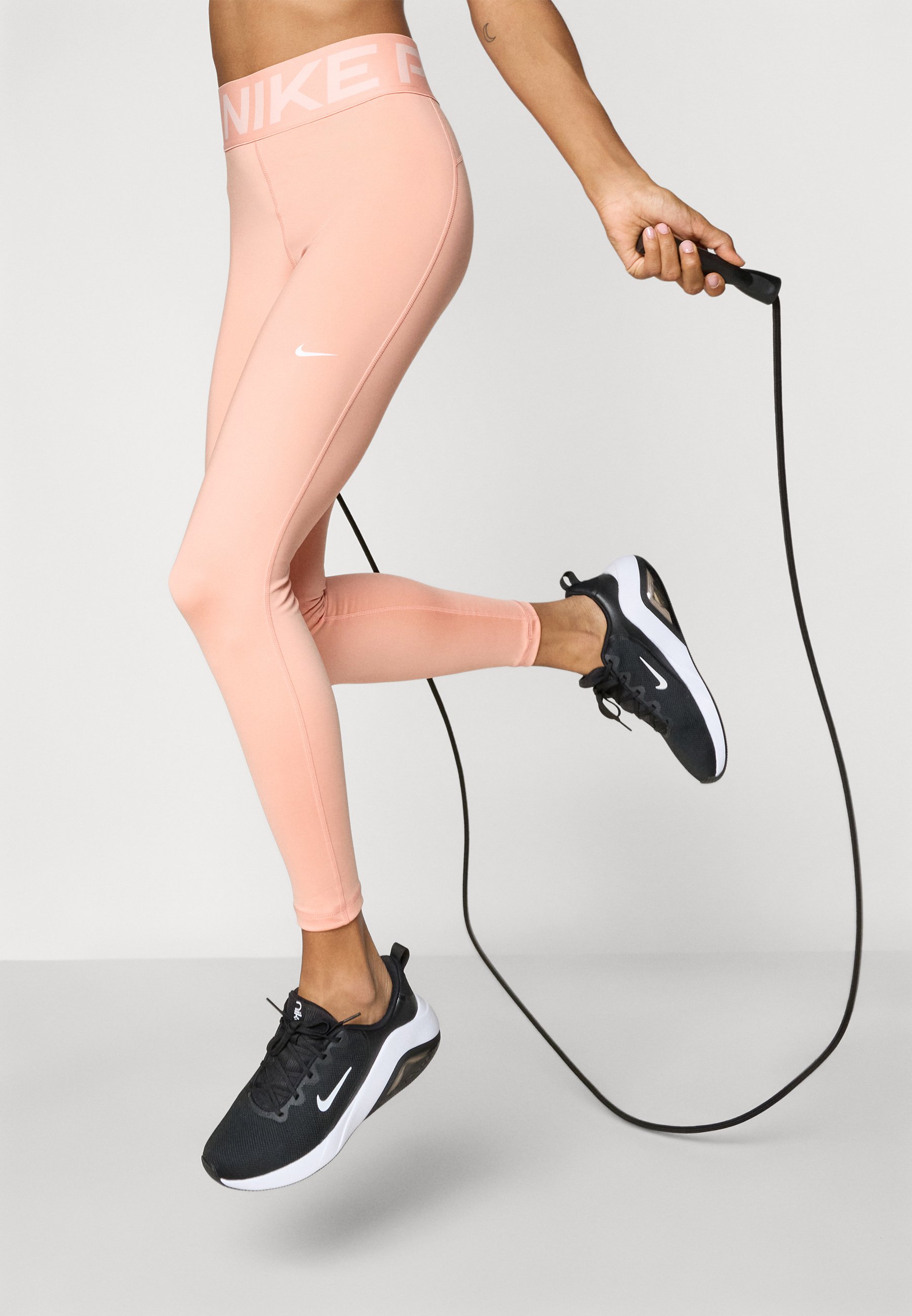nike leggings crossover
