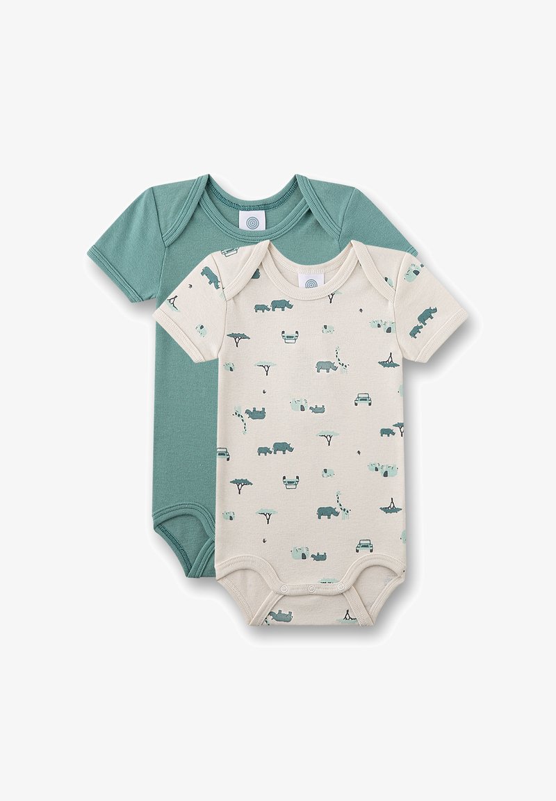 Zwei kurzärmelige Babybodys, einer einfarbig grün und der andere cremefarben mit grünen Tier- und Baum-Mustern, beide mit Druckknöpfen am unteren Ende.