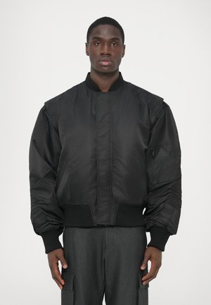 OVERSIZED PADDED JACKET - Blouson Bomber - black