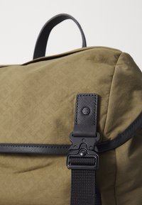 Tommy Hilfiger HYDRO BACKPACK UNISEX - Reppu - utility olive