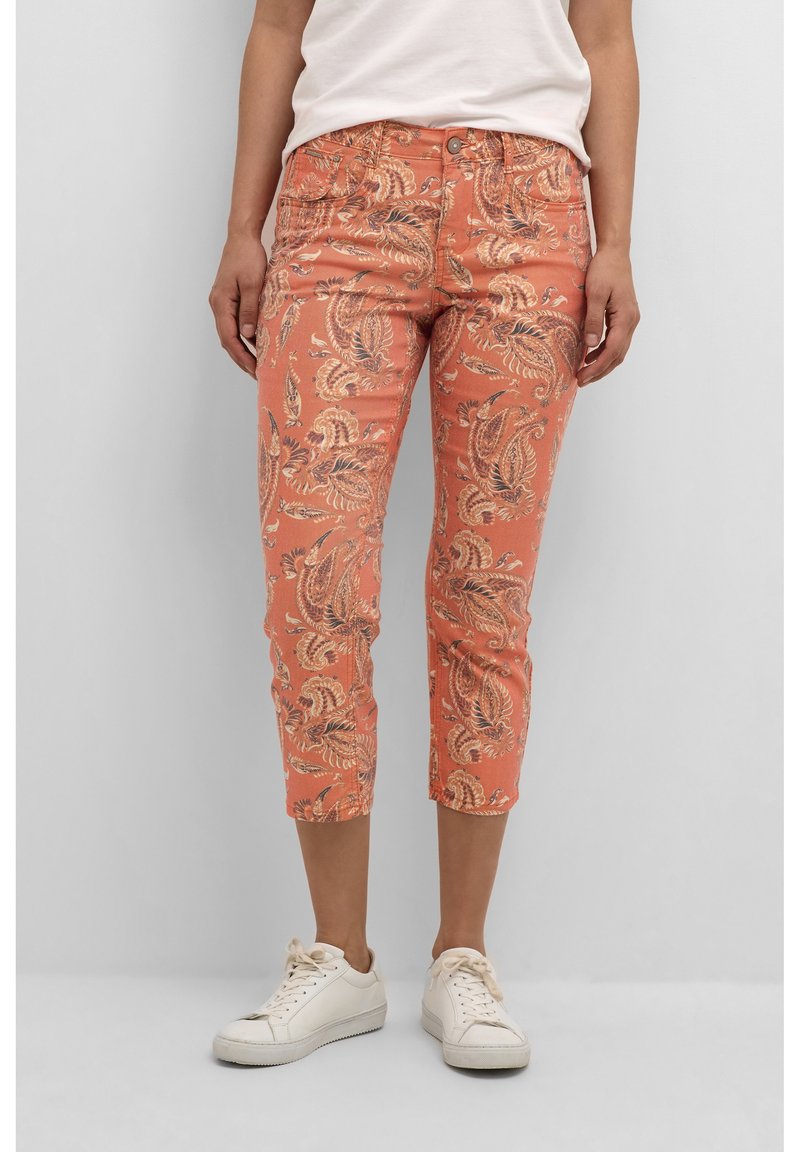 Cream CRKAIZA PRINTED COCO FIT Jeans Shorts exotic orange paisley/orange Zalando.ch