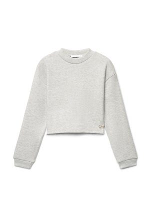 Felpa corta a maniche lunghe grigio chiaro con polsini a coste e un piccolo dettaglio a fiocco dorato vicino all'orlo inferiore su sfondo bianco uniforme.