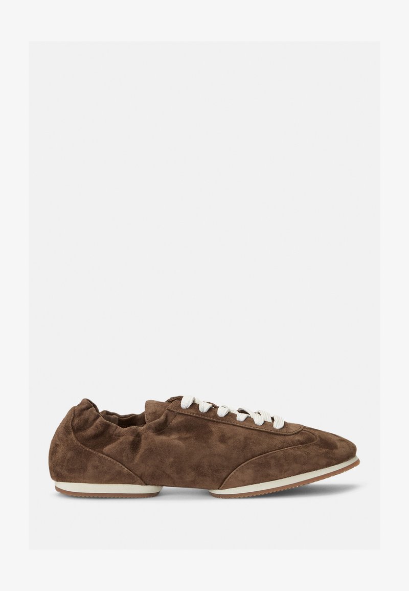 Polo Ralph Lauren THE SUEDE PONY BALLERINA TRAINER - Sneakers basse - chocolate