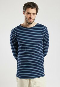 Unausgewählt, marine deep winterblue