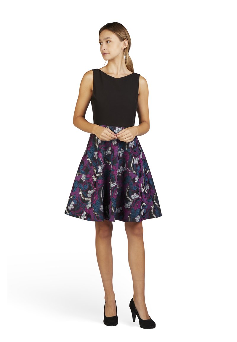 KLEO Cocktailjurk zwart KLEO Cocktailjurk zwart