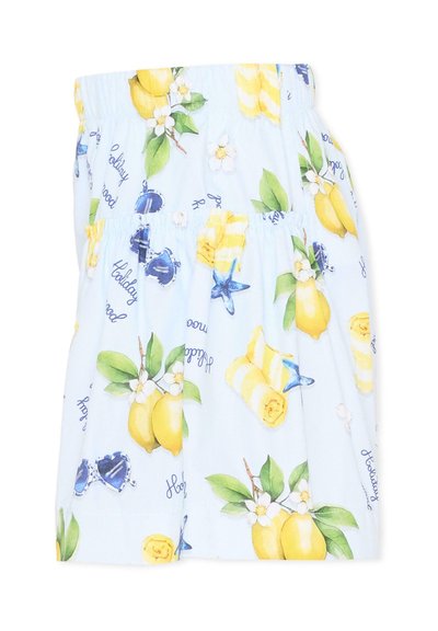 Jupe bleu clair avec taille élastique ornée d'un imprimé de citrons jaunes, feuilles vertes, fleurs blanches, étoiles de mer bleues, lunettes de soleil et serviettes roulées.