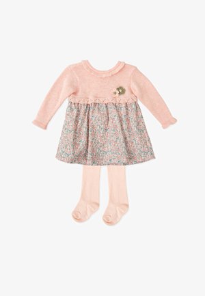 Vestido de punto rosa con falda de flores, detalles de encaje y adornos de flores; combinado con medias rosas a juego. Textura suave y ligero.