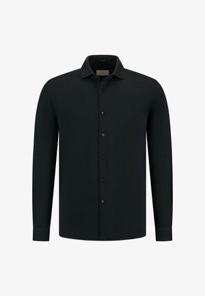 Melnā garā piedurkne pogu krekls ar bikšu apkakli, ar smalku tekstūru un mazu logotipu uz krūtīm.