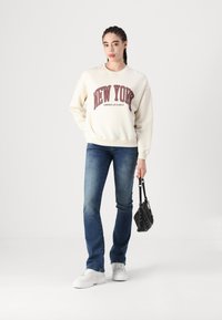 American Eagle Sportska majica - cream