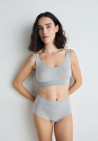 Lindex SALLY SEAMLESS BRIEF HIGH 3 PACK - Onderbroeken - light grey