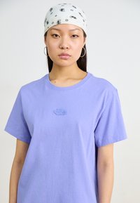 The North Face NATURE RELAXED TEE - T-shirt basique - virtual blue