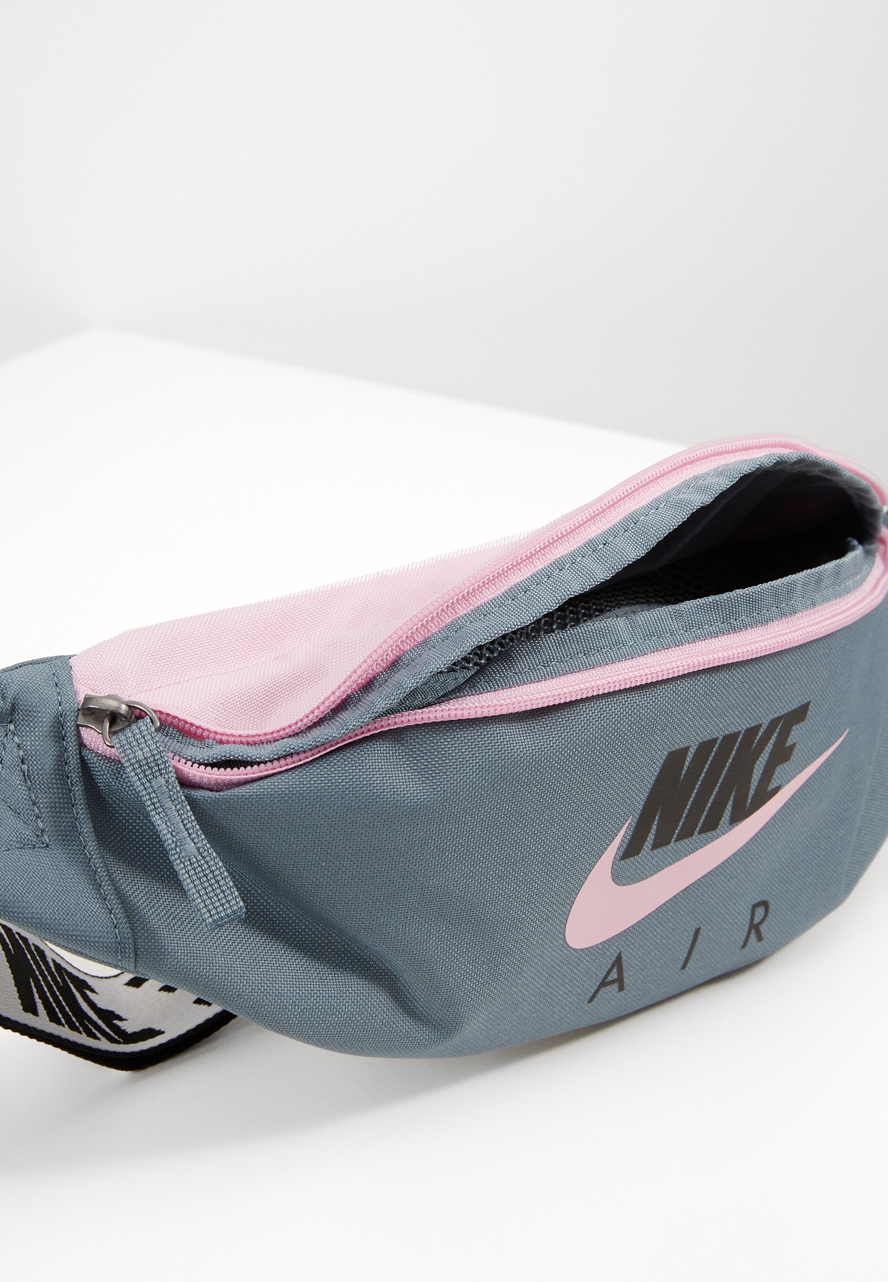 pink nike bum bag