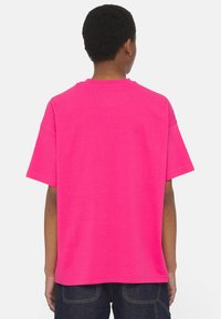 Dickies SUMMERDALE TEE - Basic póló - raspberry sorbet