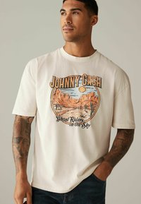 Next LICENCE  - Marškinėliai su spaudiniu - ecru jonny cash