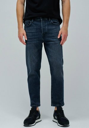 CROPPED  - Straight leg jeans - blau