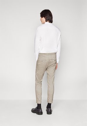 DRYKORN JEGER - Trousers - green