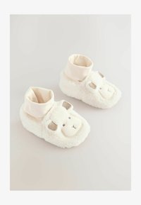 Unausgewählt, white sheep