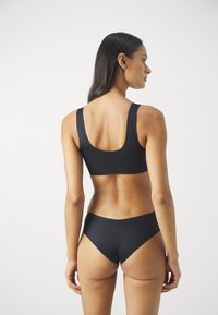 Lindex SVEA U NECK - Topp - black