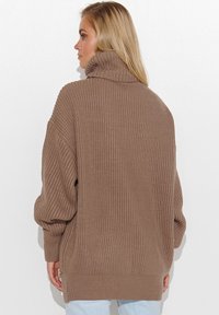 Makadamia - Sweter