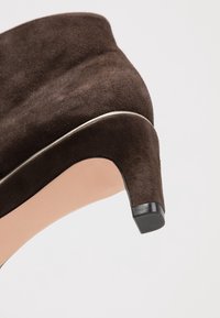 Clarks Enkelkaarsjes - taupe