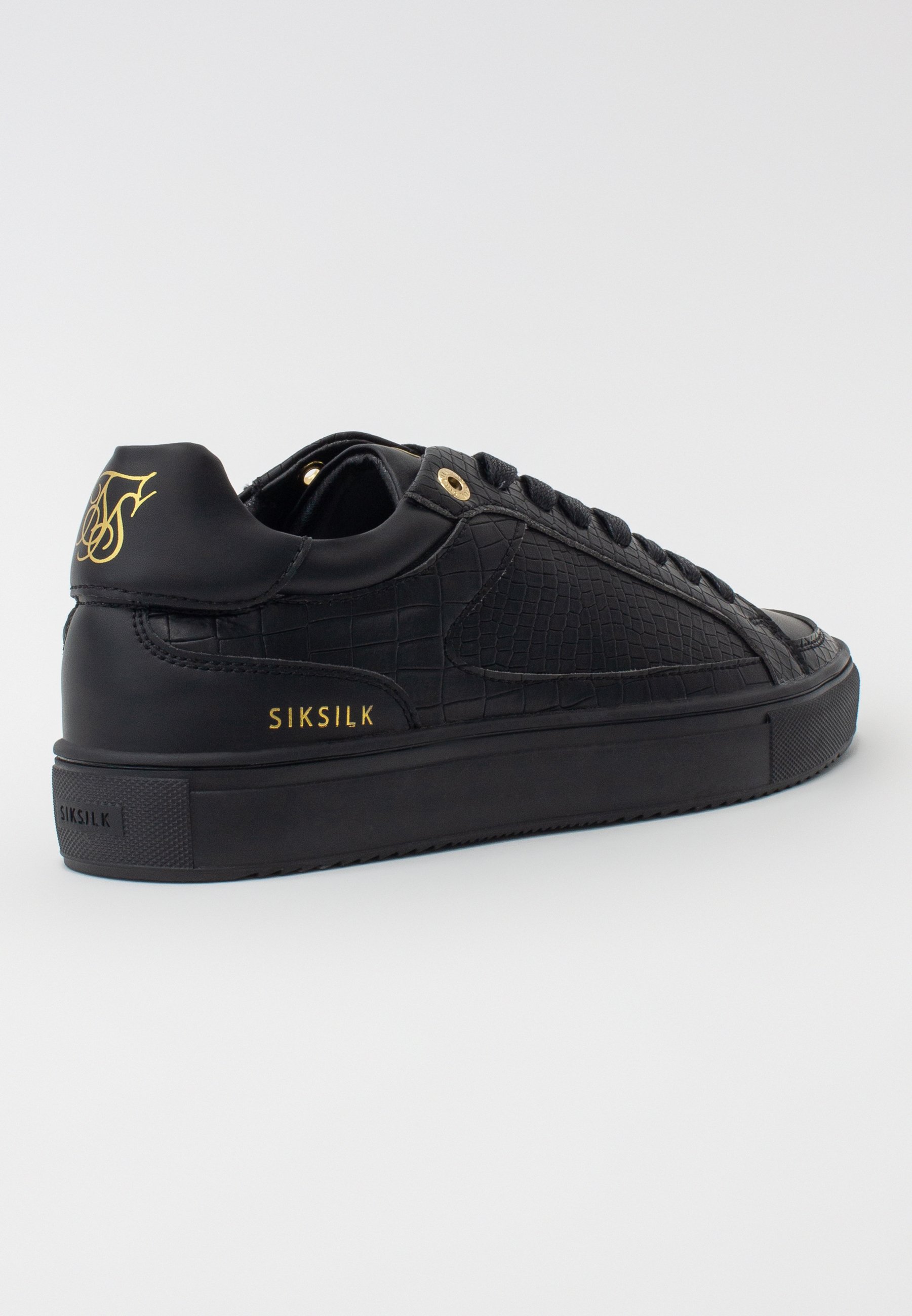 siksilk ghost trainers