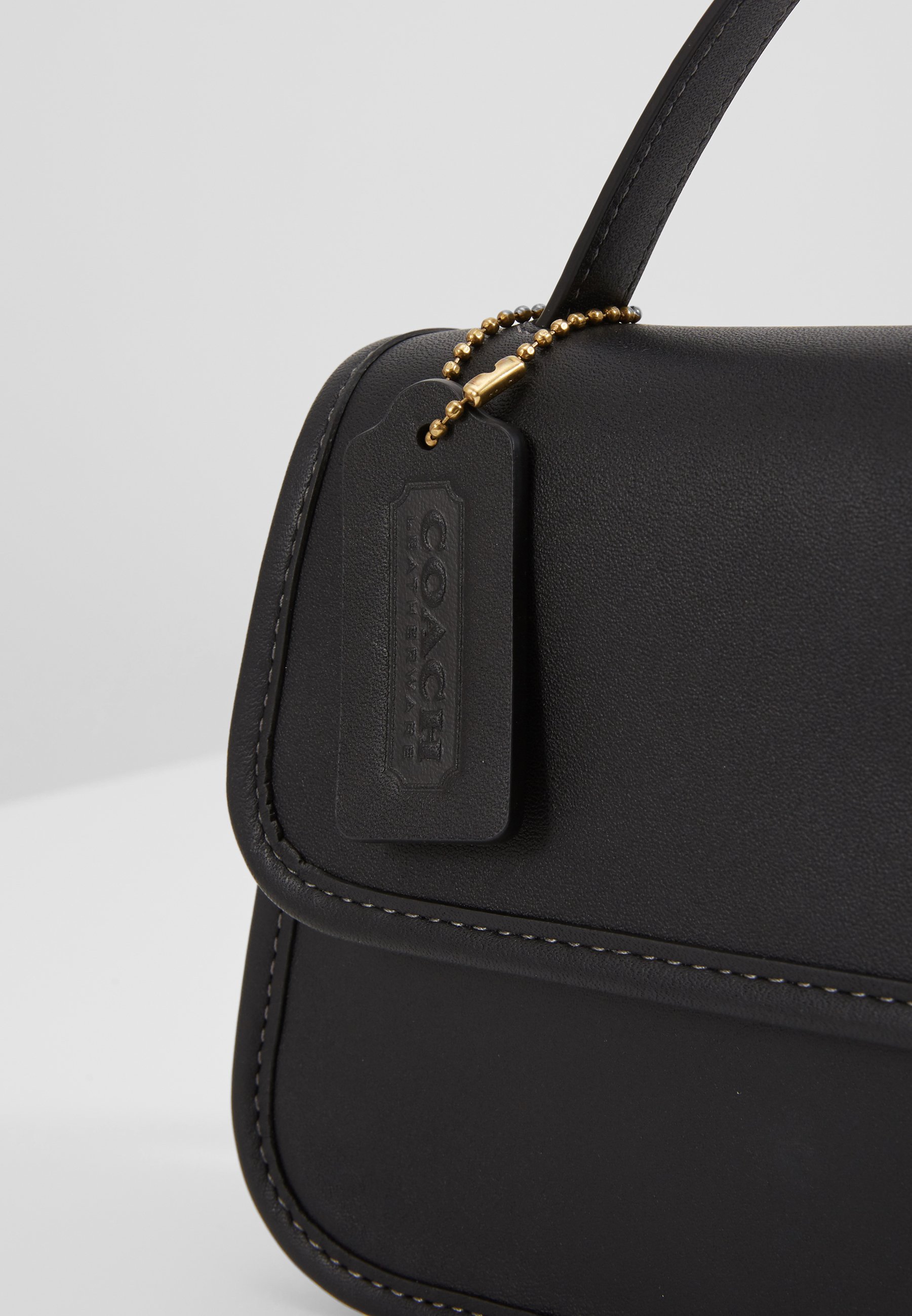 Coach RUNWAY ORIGINALS GLOVETAN TURNLOCK CLUTCH Håndveske Coach RUNWAY ORIGINALS GLOVETAN TURNLOCK CLUTCH Håndveske