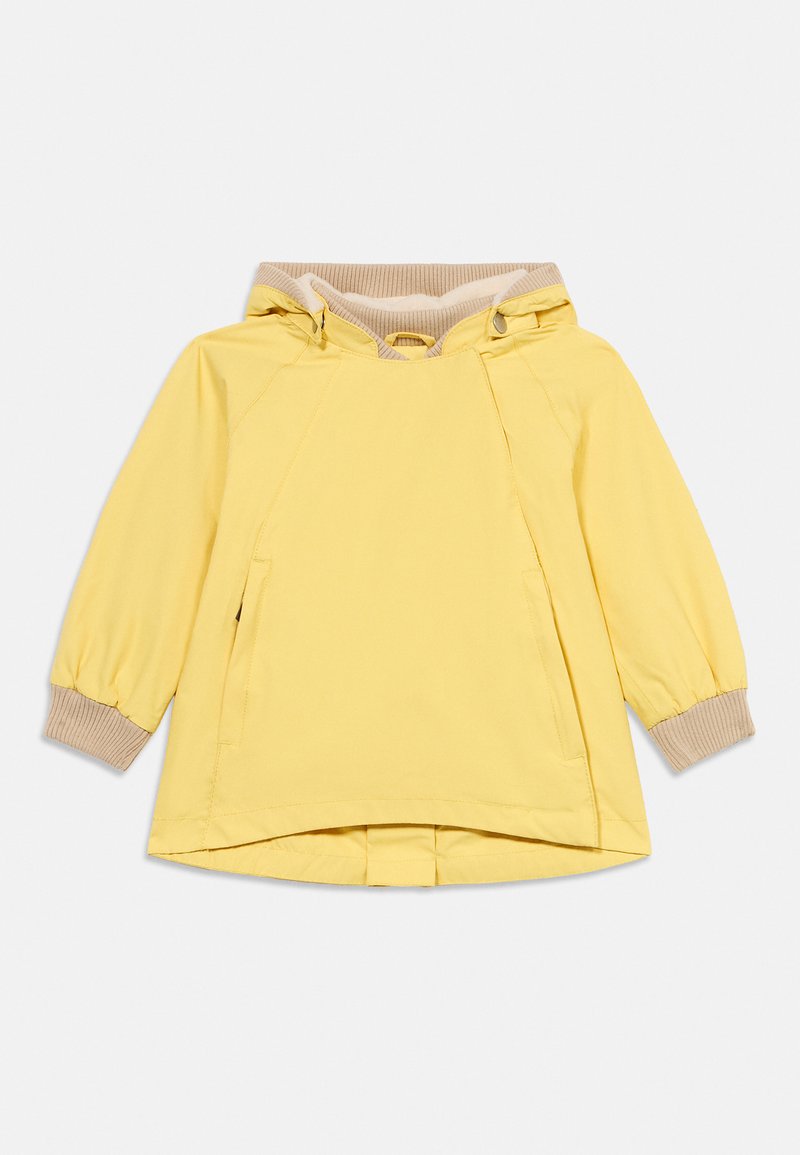 Κίτρινο ελαφρύ μπουφάν με κουκούλα, μπεζ ριμπ μανσέτες και πλαϊνές τσέπες. Με λεία υφή και άνετη εφαρμογή, διαθέτει στρογγυλεμένη βάση.