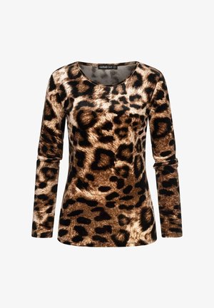 Tričko s dlhým rukávom v leopardom vzore, ktoré má výstrih v tvare lodičky, mäkkú textúru a zmiešané odtiene hnedých a čiernych vzorov.