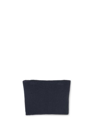 Donkerblauwe geribde gebreide nekwarmer van zachte stof, rechthoekig en rekbaar voor gebruik bij koud weer.
