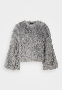 Puchaty szary sweter z krótkim rękawem o oversize'owym kroju, z okrągłym dekoltem i długimi, obszerna rękawami. Strukturalny, kudłaty materiał na całej powierzchni.