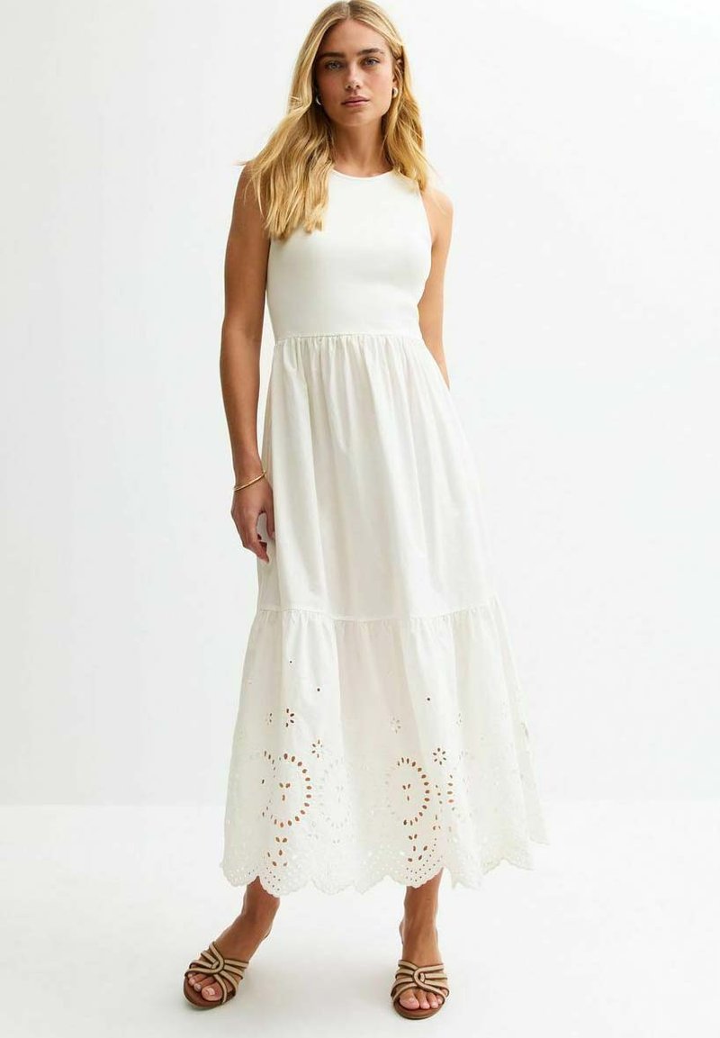 New Look - RACERBACK BRODERIE ANGLAISE EMBROIDERED MIDI - Robe de jour - white, Agrandir