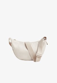 Unselected, soft shell monochrome