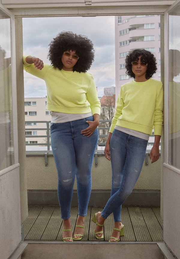 ONLPOWER MID PUSH UP DESTROIT - Jeans Skinny Fit