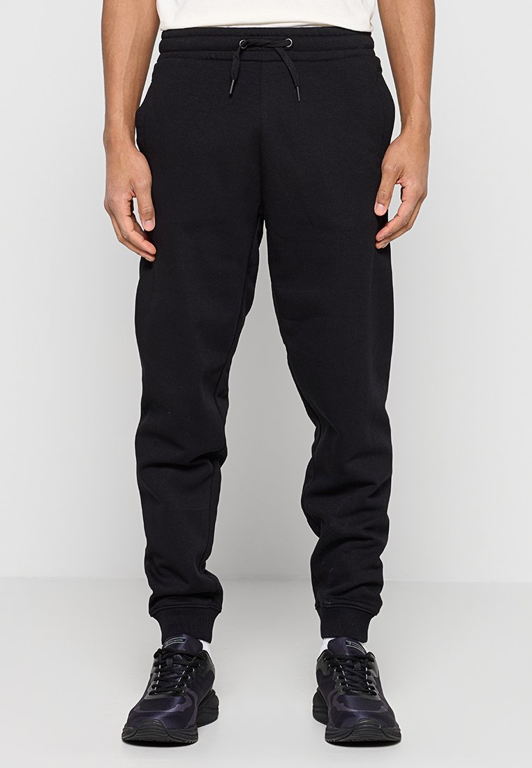 Pantalones deportivos