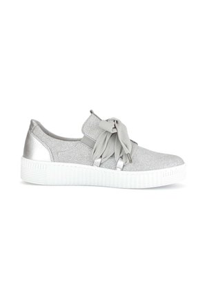 SNEAKER LOW - Slipper - silber