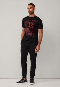 Hackett London LASER GRAPHIC TEE - Majica kratkih rukava s printom - black