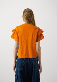 Selected Femme SLFRYLIE FLORENCE TEE  - Marškinėliai su spaudiniu - autumn maple