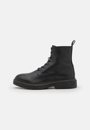 BIATEMPO LACE UP BOOT GRAVADO - Snörstövletter - black