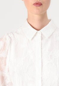 Pieces PCJALA SHIRT - Camicia - cloud dancer