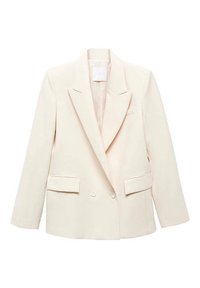 Blazer de mujer color crema con doble abertura, solapas de muesca y bolsillos con solapa, mostrado sobre un fondo blanco.