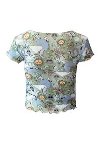 Kortärmad crop-top i ljusgrönt tyg med olika färgglada mönster, inklusive solar, månar, blommor och fantasifulla figurer.