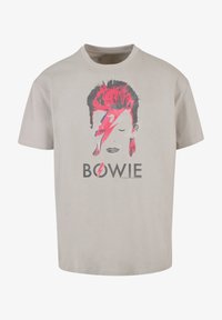 Unselected, lightasphalt